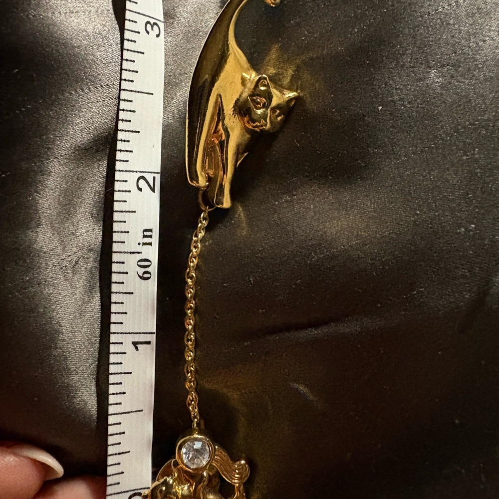 Vintage Avon Gold Cat Chain Brooch - Picture 3 of 4